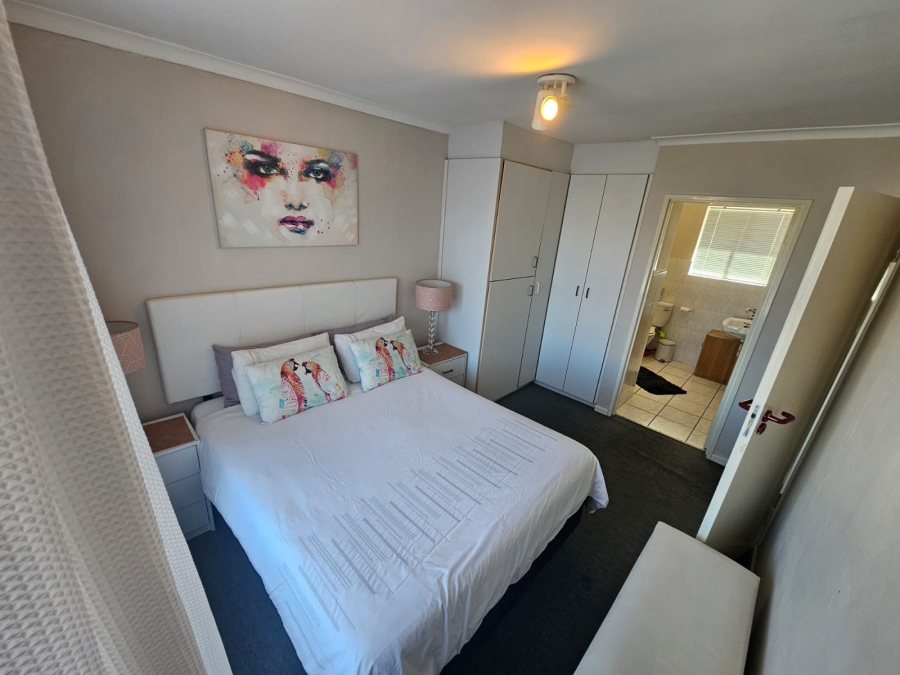 1 Bedroom Property for Sale in Churchill Estate Western Cape